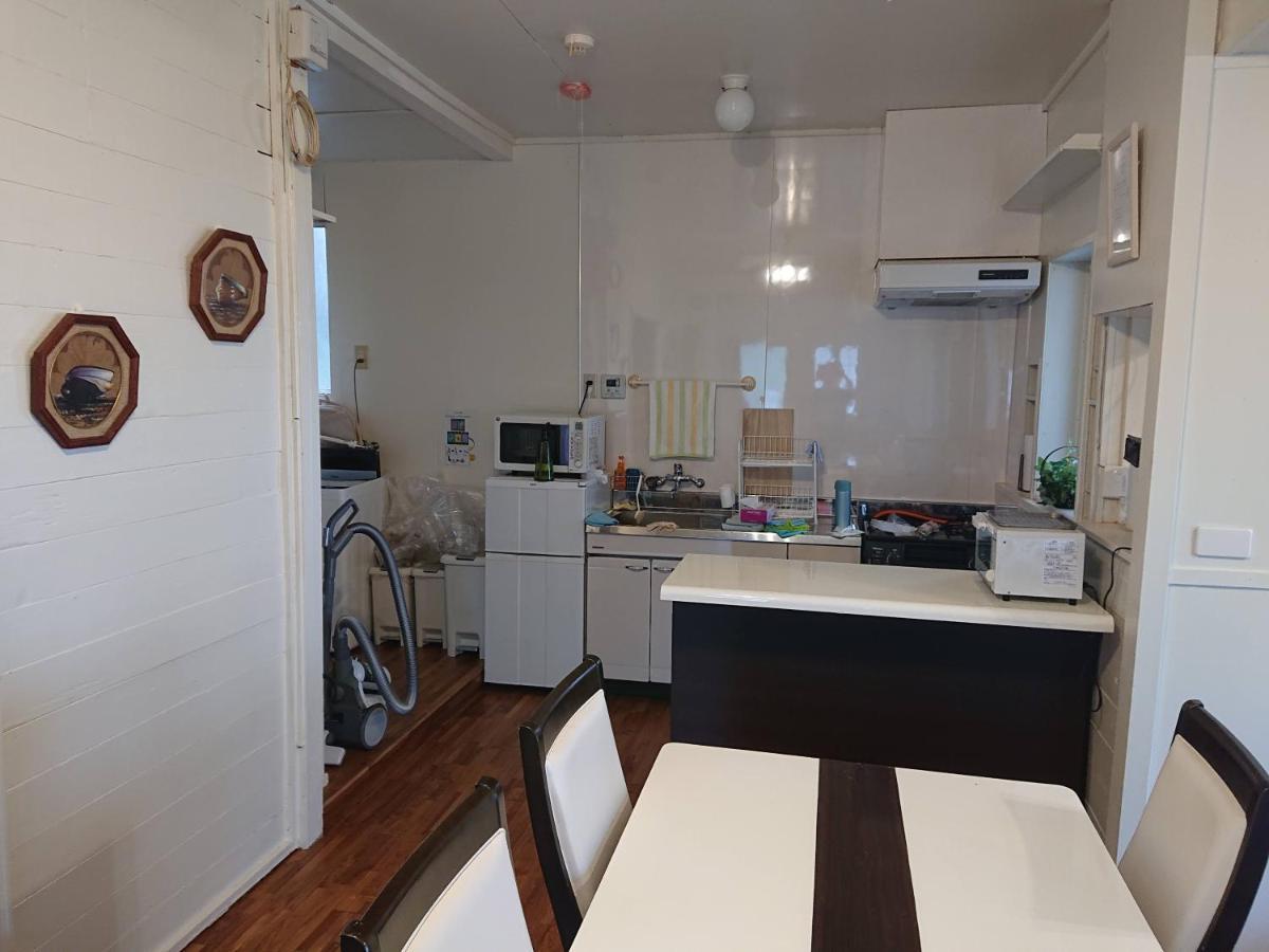 Maribu Beach House Onna Ngoại thất bức ảnh